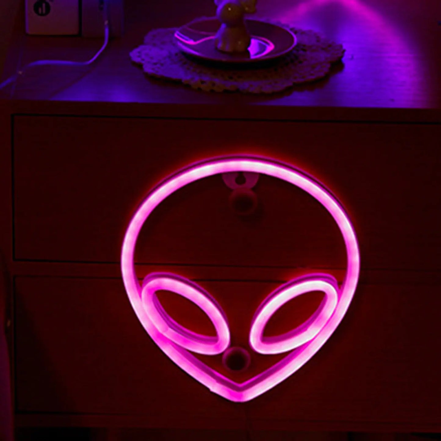 Neon Alien Face LED Light