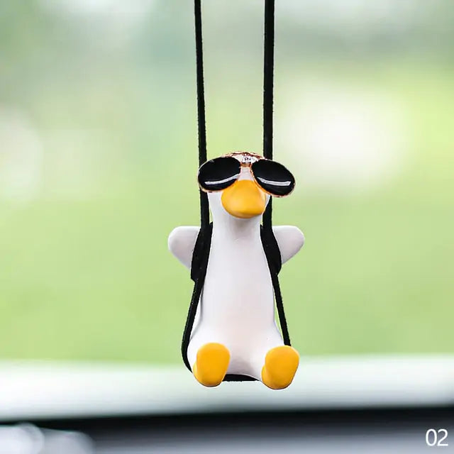 Cute Car Swinging Pinguins/Ducks